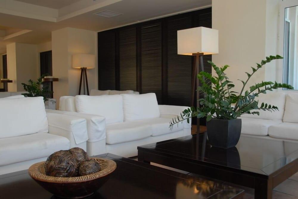 Hotell Bitzaro Grande &