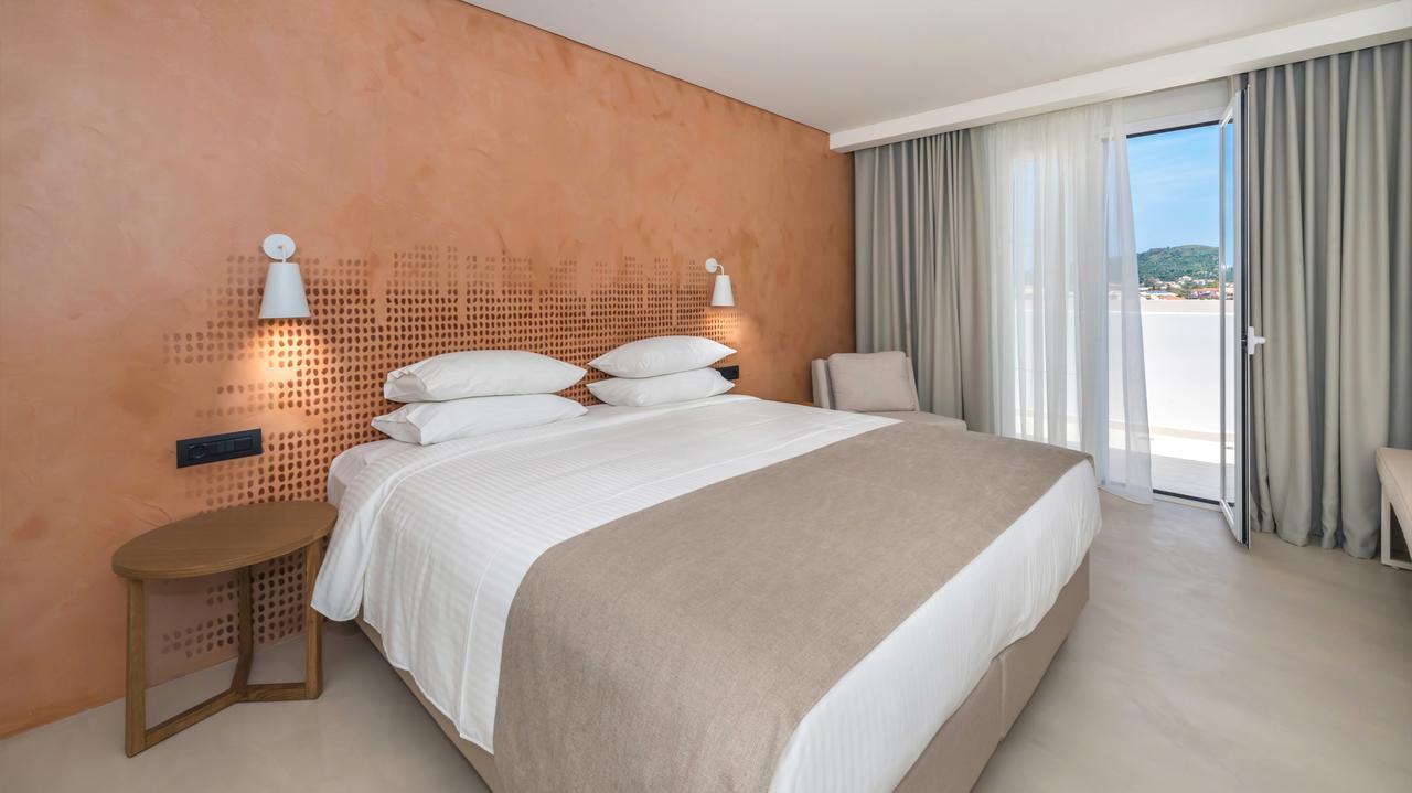 Bitzaro Grande & Hotell