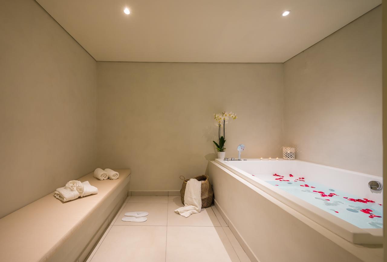 Bitzaro Grande & Hotell