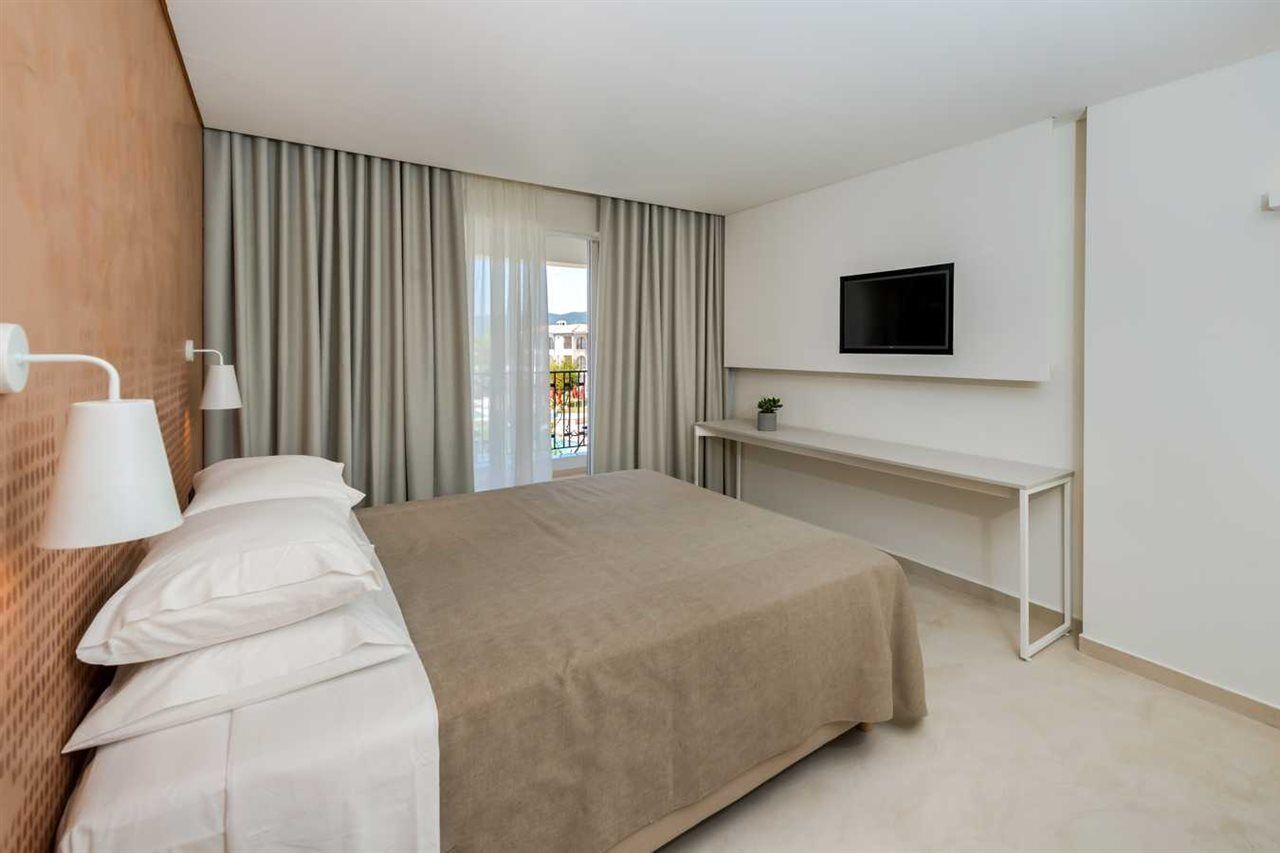 Hotell Bitzaro Grande & Kalamákion