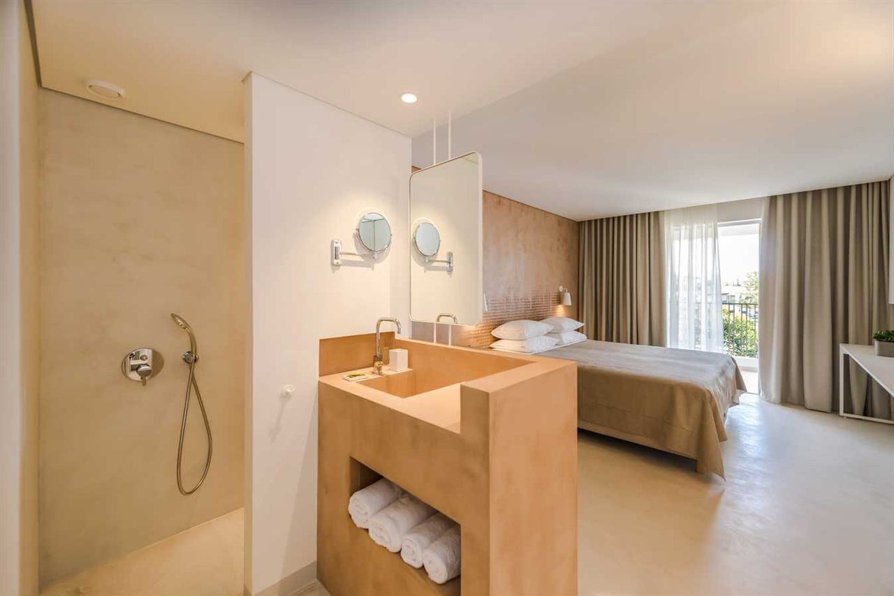 Bitzaro Grande & Hotell